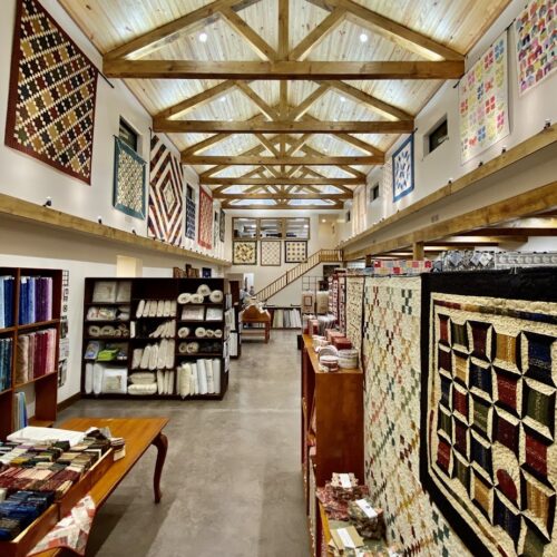 heritage-quilt-barn-showroom